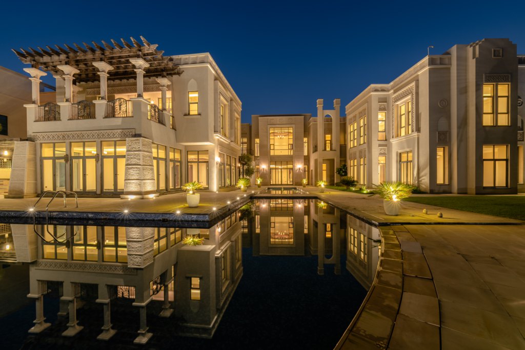 Emirates Hills — photo 30