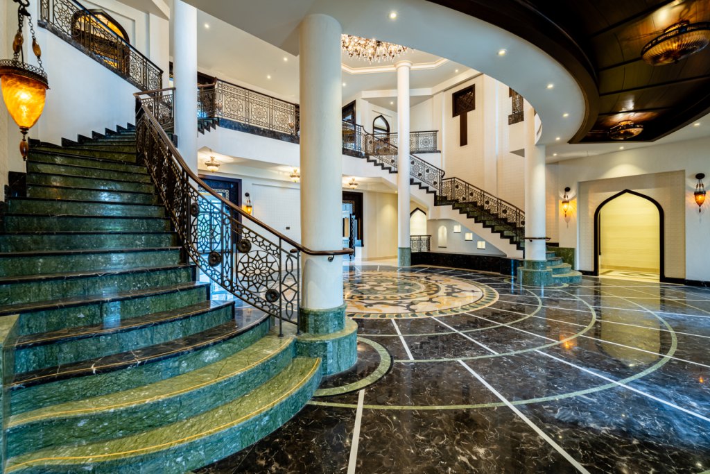 Emirates Hills — photo 2