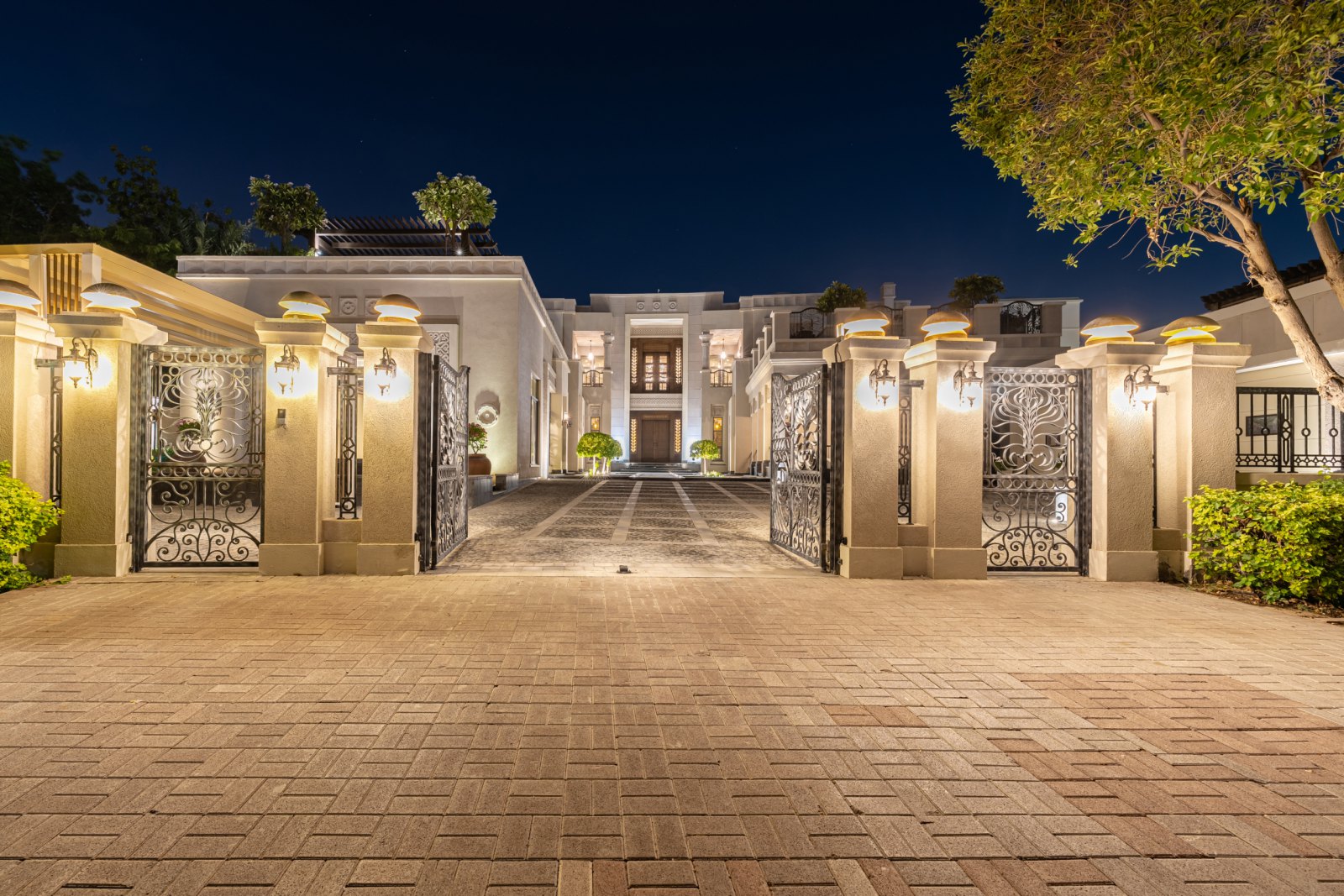 Emirates Hills